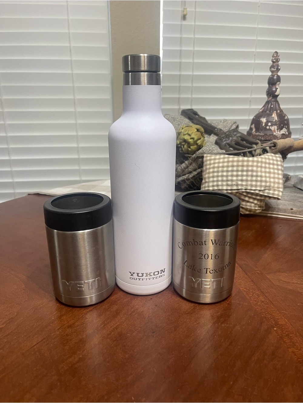 2 YETI Can Holder Yukon water bottle  Bundle!